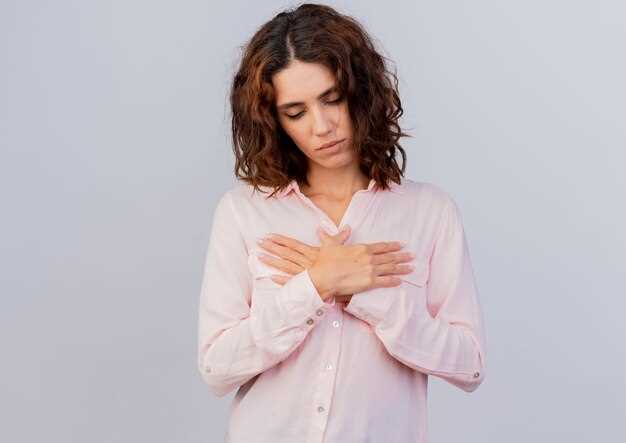 Как определить причину боли справа под грудью